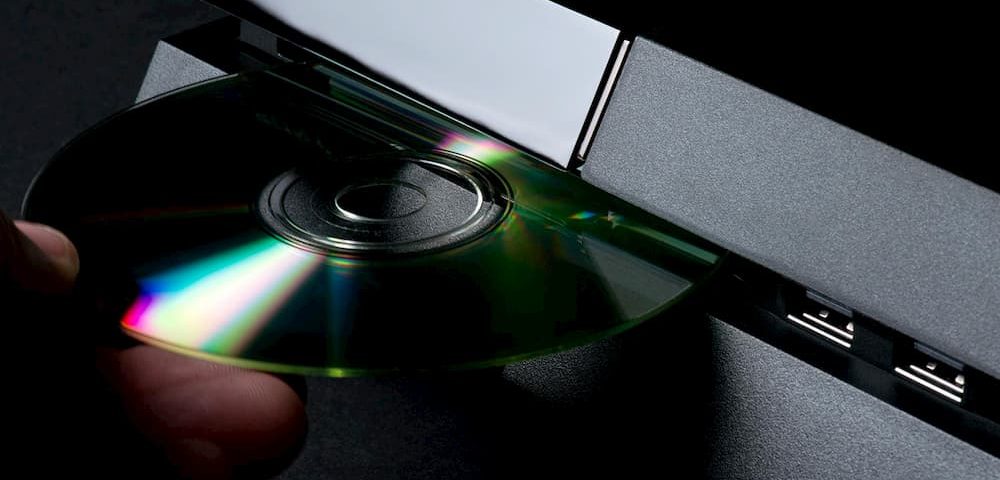 چگونه دیسک PS4 را تمیز کنیم؟